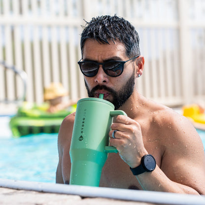 HYDROJUG HydroJug Traveler 32oz - Leakproof Insulated Tumbler with Handle – Sage