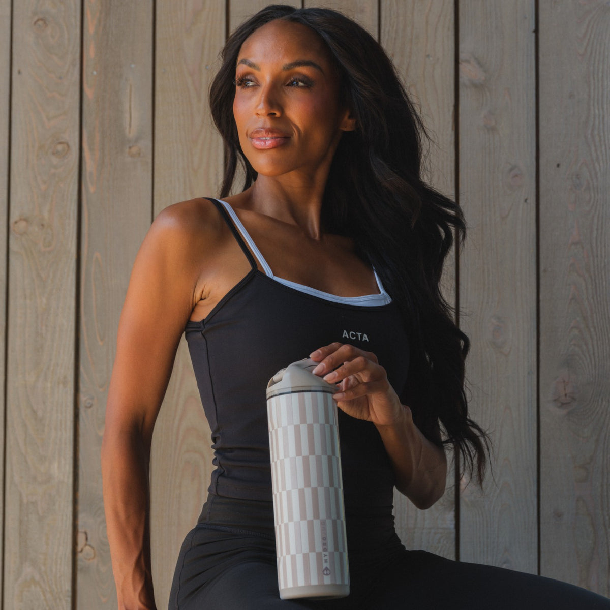 HYDROJUG HydroJug Ease2o 24oz - Latte