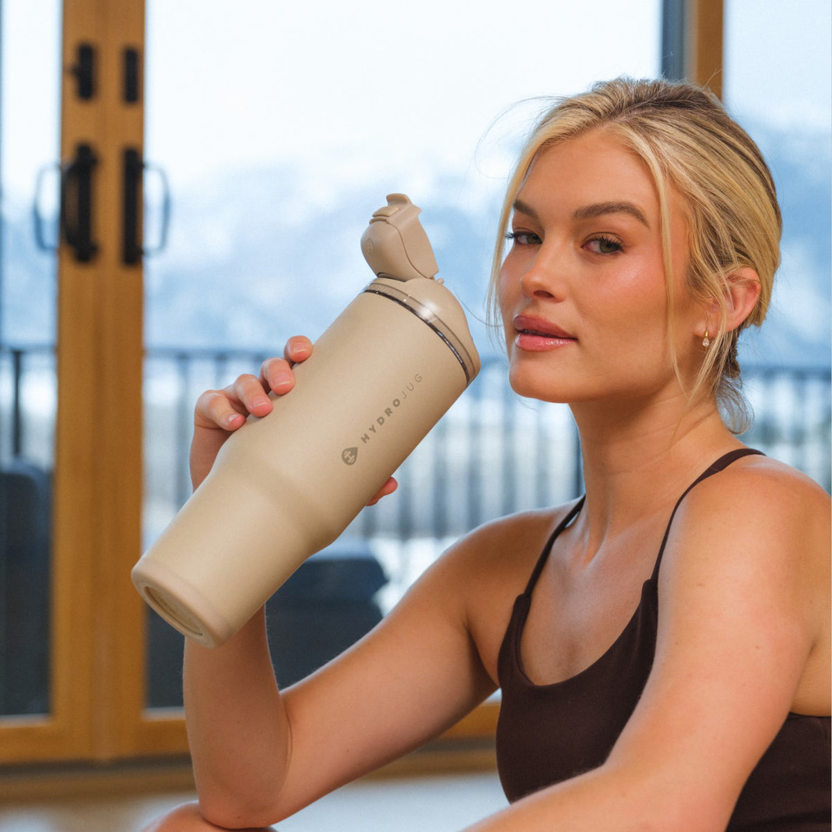 HYDROJUG HydroJug Ease2o 40oz - Dual-Function Water Bottle with Straw & Chug Spout – Dune