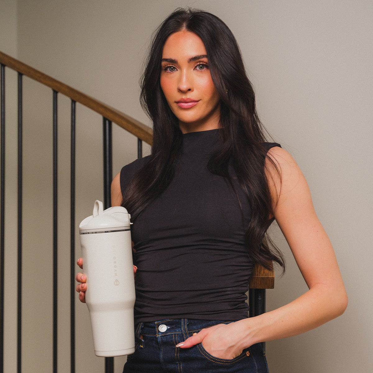 HYDROJUG HydroJug Ease2o 32oz - Compact Water Bottle with Straw & Chug Spout – Linen